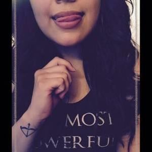 Meet your Posher, Alexis